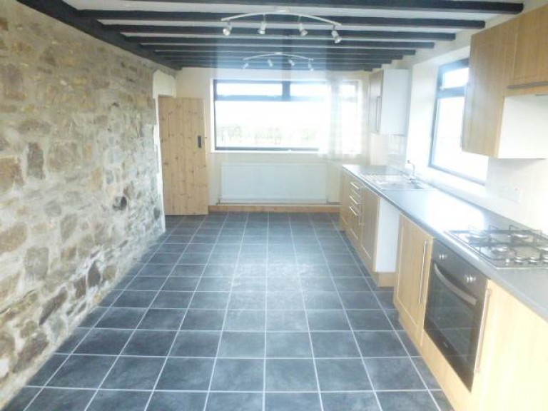 Images for Pencader, Carmarthenshire, Llanllwni EAID:swift BID:0004-7720-8cbe-d305