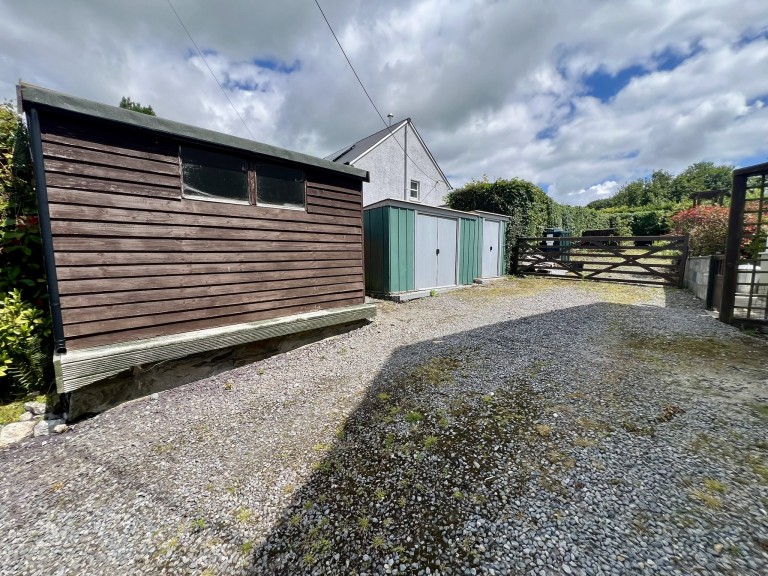 Images for Pencader, Carmarthenshire, Llanllwni EAID:swift BID:0004-7720-8cbe-d305