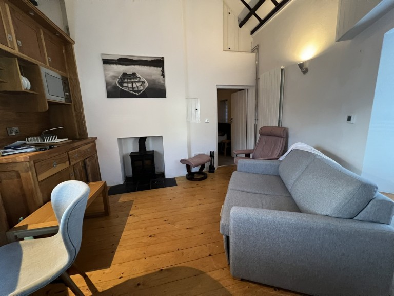 Images for Carmarthenshire, Cwmduad EAID:swift BID:0004-7720-8cbe-d305