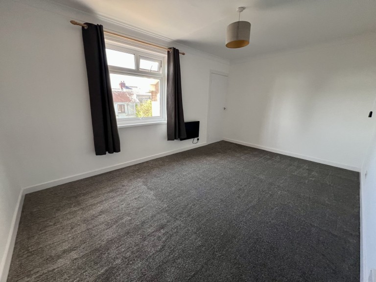 Images for Carmarthen, Carmarthenshire EAID:swift BID:0004-7720-8cbe-d305