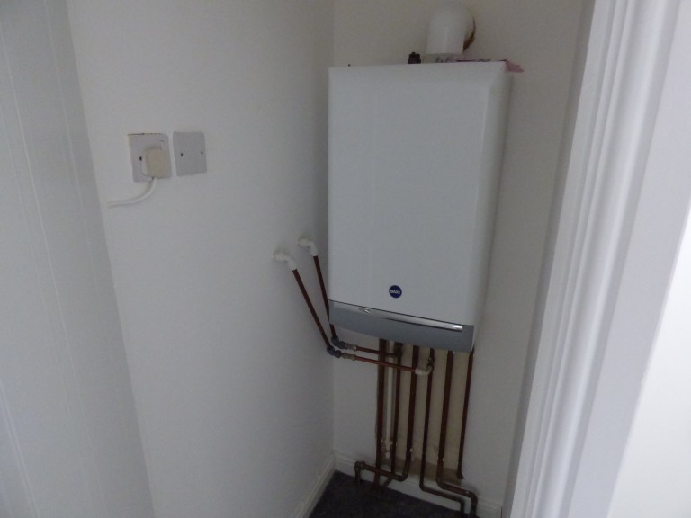 Images for Johnstown, Carmarthen, Carmarthenshire EAID:swift BID:0004-7720-8cbe-d305