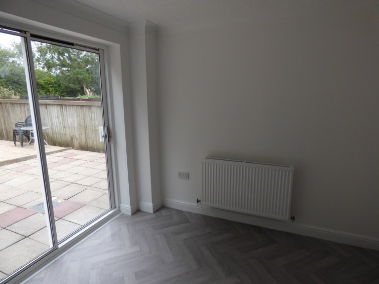 Images for Johnstown, Carmarthen, Carmarthenshire EAID:swift BID:0004-7720-8cbe-d305