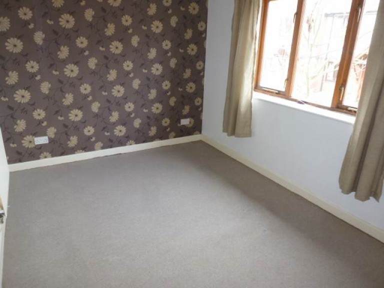 Images for Johnstown, Carmarthen, Carmarthenshire EAID:swift BID:0004-7720-8cbe-d305