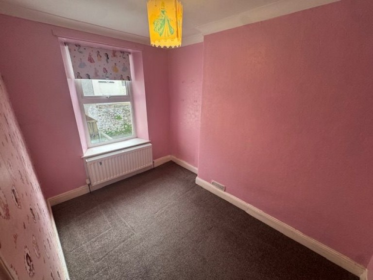 Images for Carmarthen, Carmarthenshire EAID:swift BID:0004-7720-8cbe-d305