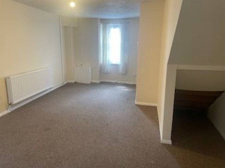 Images for Carmarthen, Carmarthenshire EAID:swift BID:0004-7720-8cbe-d305