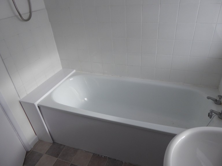 Images for Carmarthen, Carmarthenshire EAID:swift BID:0004-7720-8cbe-d305