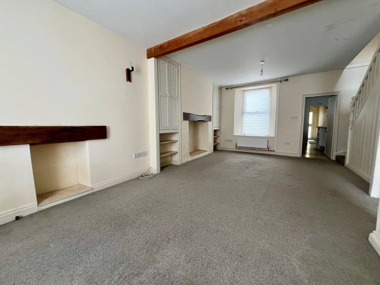 Images for Carmarthen, Carmarthenshire EAID:swift BID:0004-7720-8cbe-d305