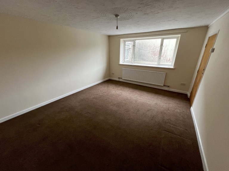 Images for Pontyberem, Carmarthenshire EAID:swift BID:0004-7720-8cbe-d305