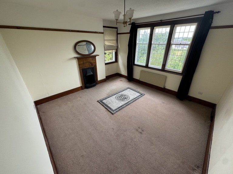 Images for Carmarthen, Carmarthenshire, Llanddarog EAID:swift BID:0004-7720-8cbe-d305