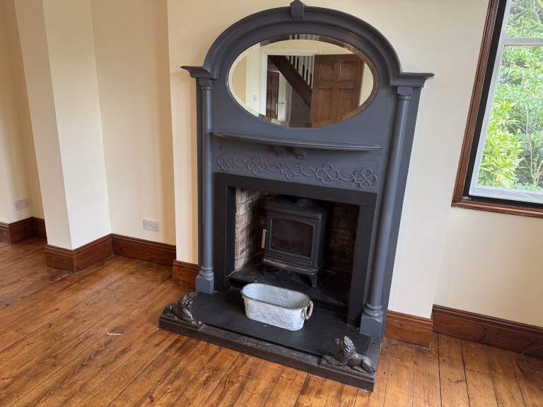 Images for Carmarthen, Carmarthenshire, Llanddarog EAID:swift BID:0004-7720-8cbe-d305