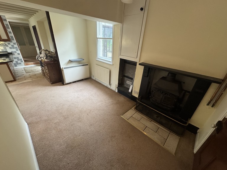 Images for Carmarthen, Carmarthenshire, Llanddarog EAID:swift BID:0004-7720-8cbe-d305