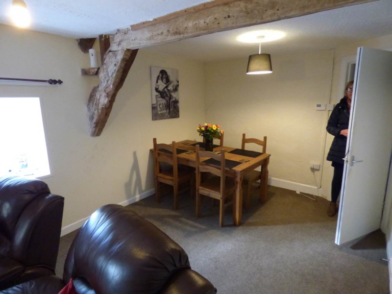 Images for Llandeilo, Carmarthenshire EAID:swift BID:0004-7720-8cbe-d305