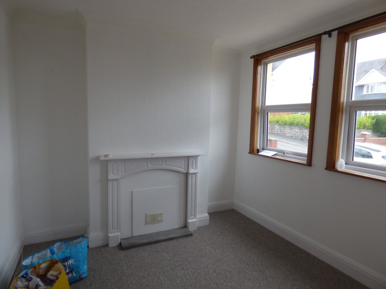 Images for Carmarthen, Carmarthenshire EAID:swift BID:0004-7720-8cbe-d305