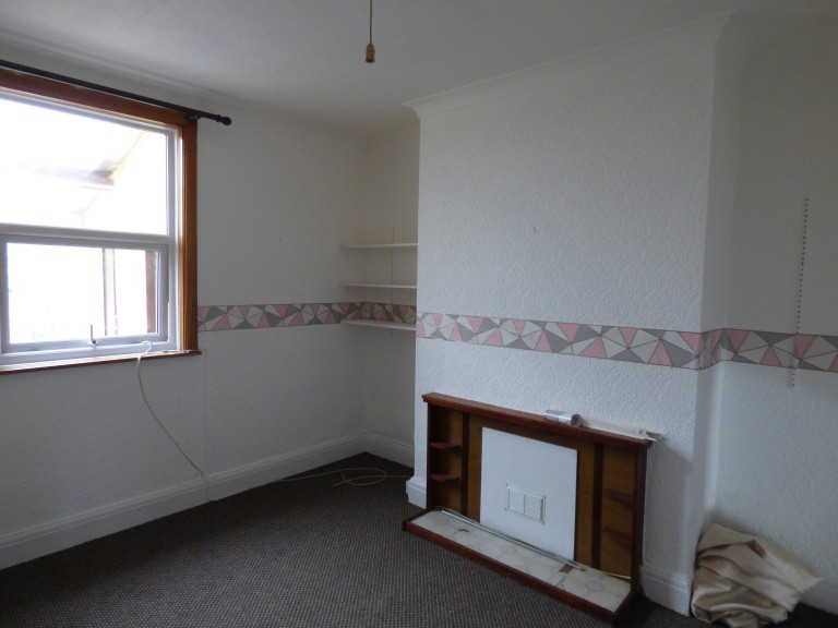 Images for Carmarthen, Carmarthenshire EAID:swift BID:0004-7720-8cbe-d305