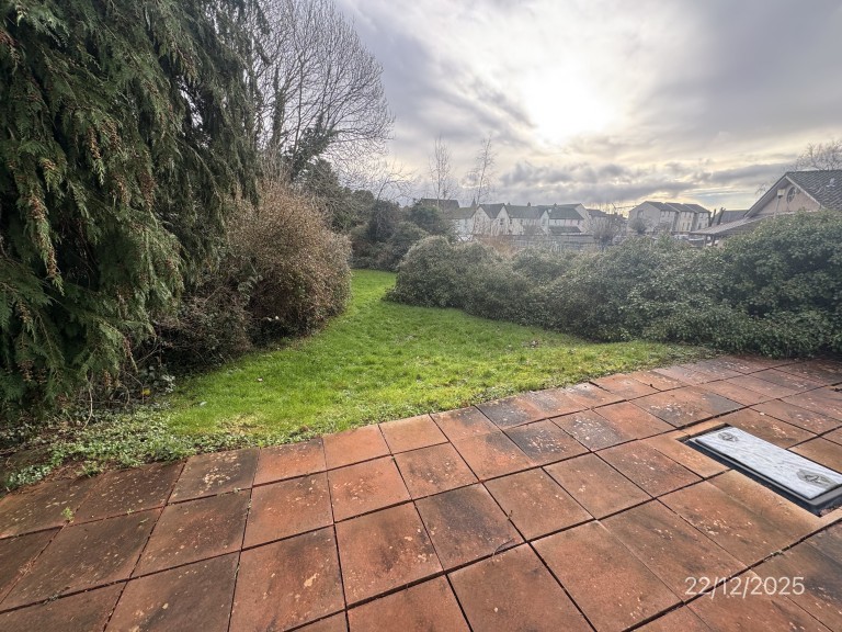 Images for Carmarthen, Carmarthenshire EAID:swift BID:0004-7720-8cbe-d305