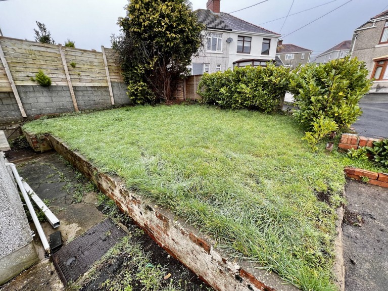 Images for Burryport, Llanelli, Carmarthenshire EAID:swift BID:0004-7720-8cbe-d305