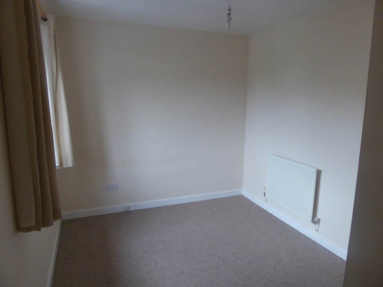 Images for Johnstown, Carmarthen, Carmarthenshire EAID:swift BID:0004-7720-8cbe-d305