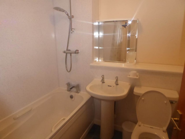 Images for Johnstown, Carmarthen, Carmarthenshire EAID:swift BID:0004-7720-8cbe-d305