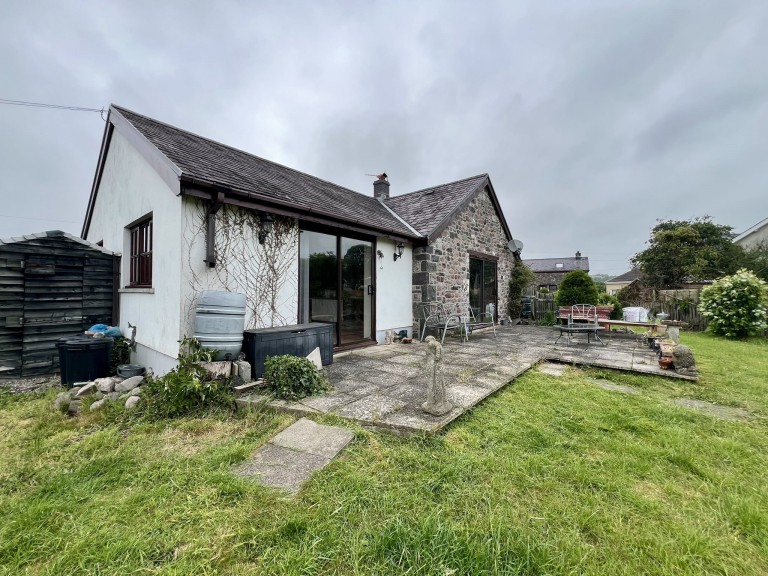 Images for Llandeilo, Carmarthenshire, Manordeilo EAID:swift BID:0004-7720-8cbe-d305