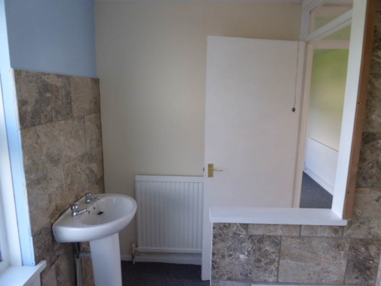 Images for Kidwelly, Carmarthenshire EAID:swift BID:0004-7720-8cbe-d305