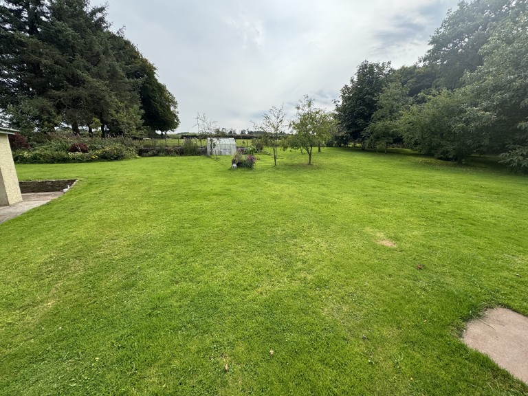 Images for Carmarthenshire EAID:swift BID:0004-7720-8cbe-d305