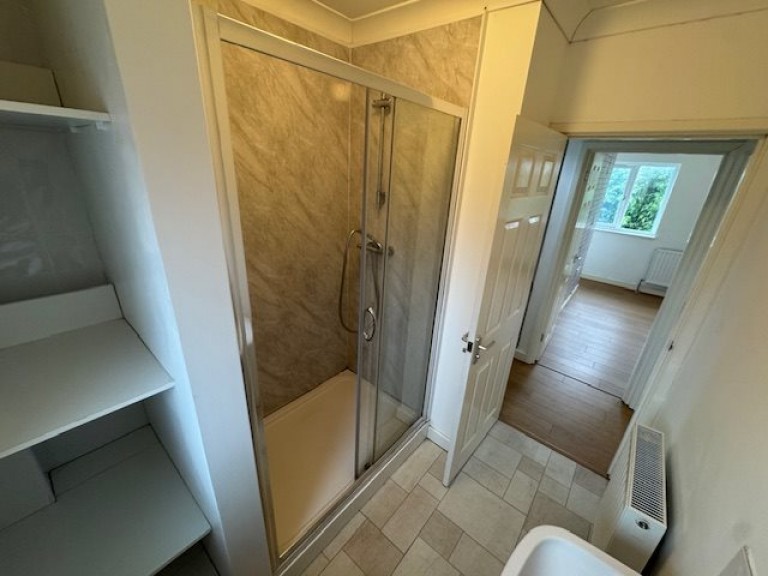 Images for Tumble, Llanelli EAID:swift BID:0004-7720-8cbe-d305