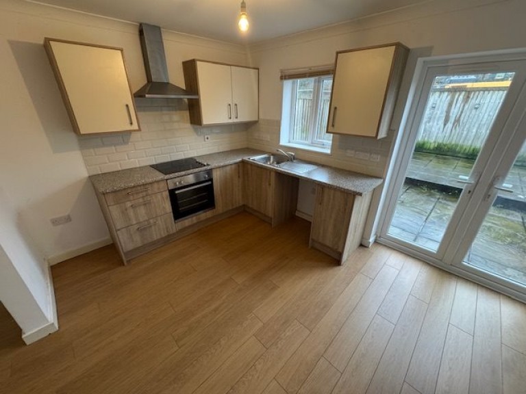 Images for Tumble, Llanelli EAID:swift BID:0004-7720-8cbe-d305