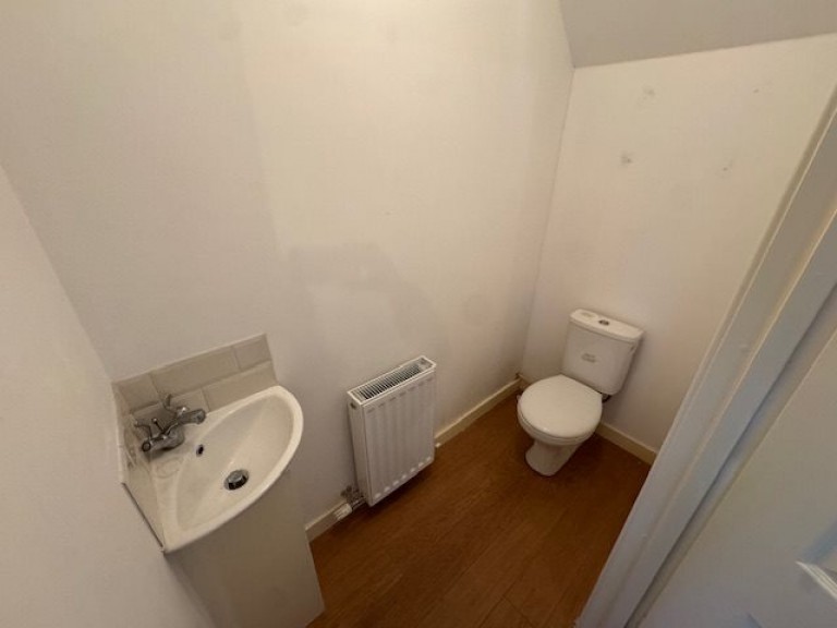 Images for Tumble, Llanelli EAID:swift BID:0004-7720-8cbe-d305