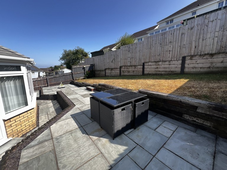 Images for Carmarthen, Carmarthenshire EAID:swift BID:0004-7720-8cbe-d305