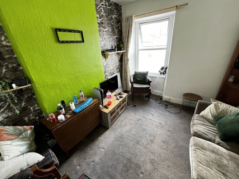 Images for Carmarthen, Carmarthenshire EAID:swift BID:0004-7720-8cbe-d305