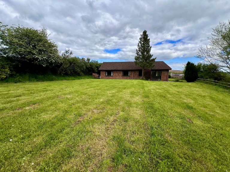 Images for St Clears, Saint Clears EAID:swift BID:0004-7720-8cbe-d305