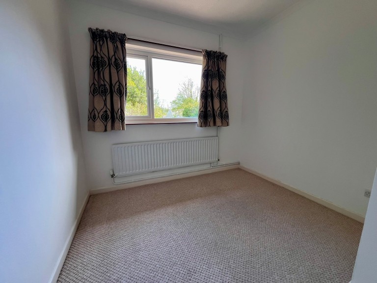Images for St Clears, Saint Clears EAID:swift BID:0004-7720-8cbe-d305