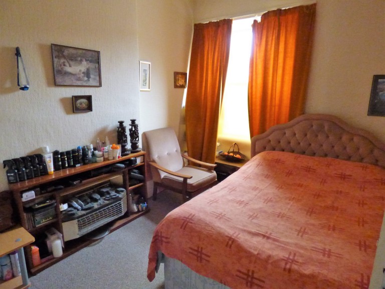 Images for Carmarthen EAID:swift BID:0004-7720-8cbe-d305