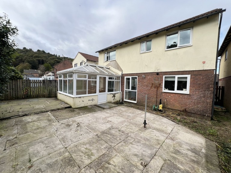 Images for Johnstown, Carmarthen, Carmarthenshire EAID:swift BID:0004-7720-8cbe-d305