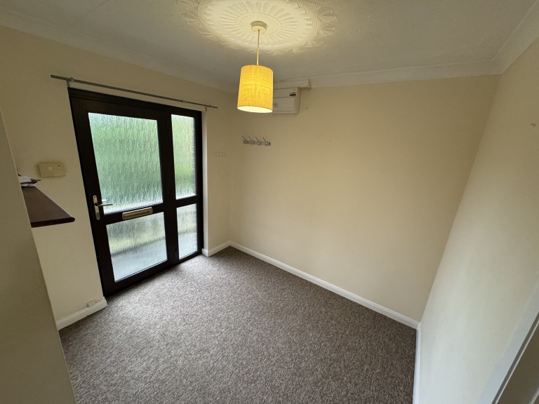 Images for Croesyceiliog, Carmarthen, Carmarthenshire EAID:swift BID:0004-7720-8cbe-d305