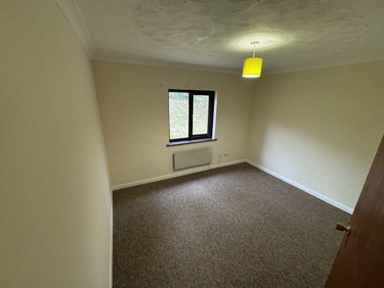 Images for Croesyceiliog, Carmarthen, Carmarthenshire EAID:swift BID:0004-7720-8cbe-d305