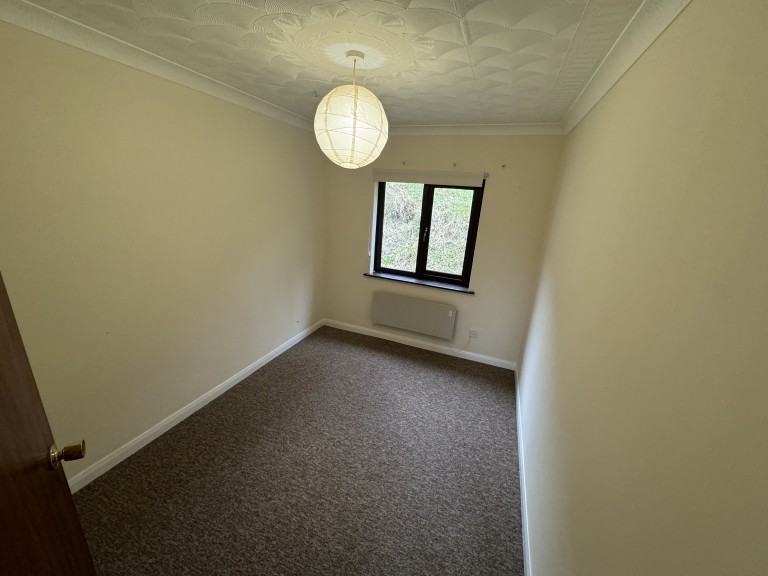 Images for Croesyceiliog, Carmarthen, Carmarthenshire EAID:swift BID:0004-7720-8cbe-d305