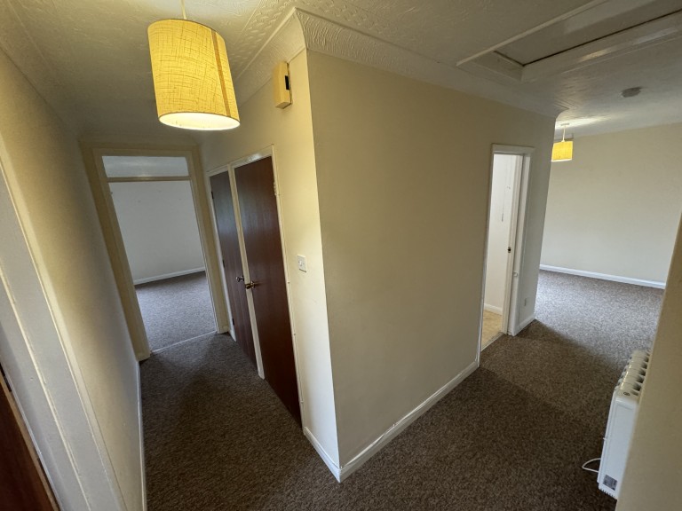 Images for Croesyceiliog, Carmarthen, Carmarthenshire EAID:swift BID:0004-7720-8cbe-d305
