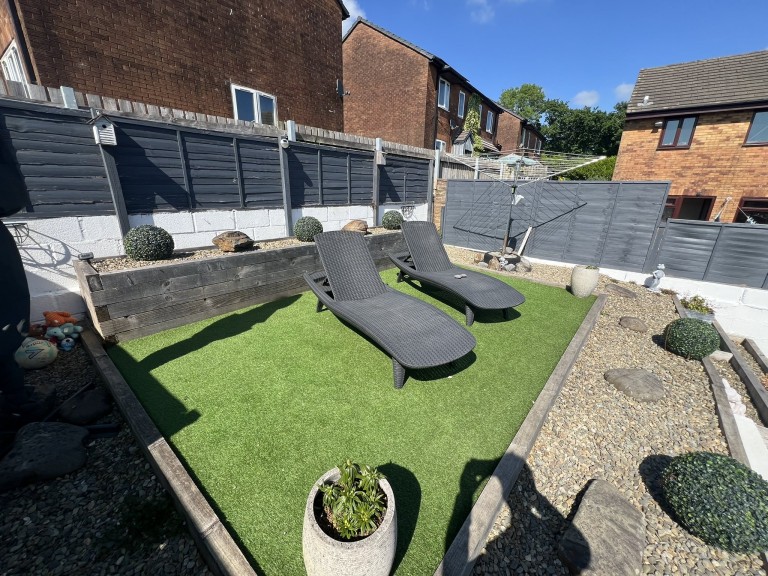 Images for Carmarthen, Carmarthenshire EAID:swift BID:0004-7720-8cbe-d305