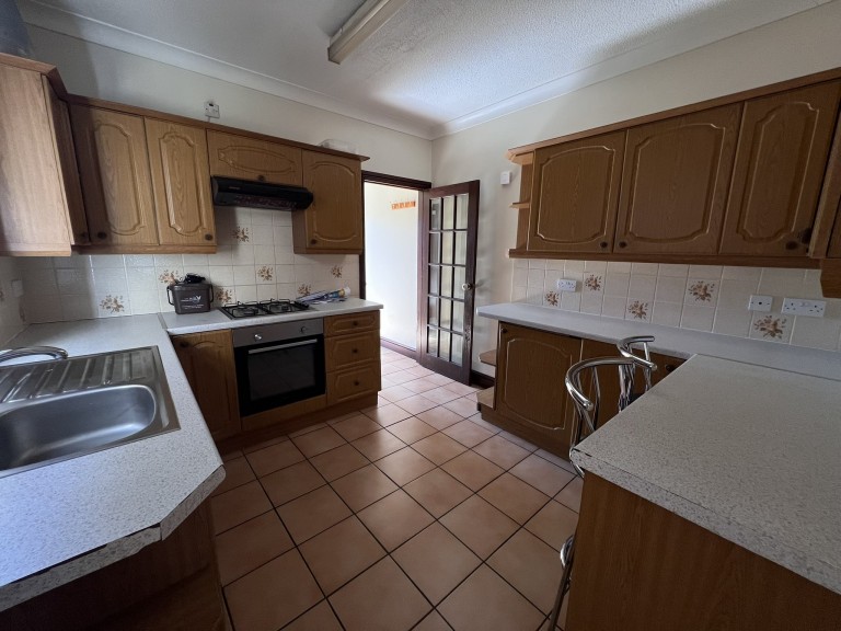 Images for Whitland, Carmarthenshire EAID:swift BID:0004-7720-8cbe-d305