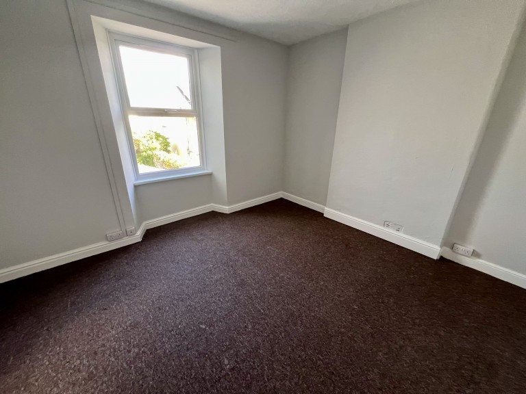 Images for Picton Place, Carmarthen EAID:swift BID:0004-7720-8cbe-d305