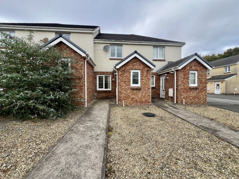 Images for Tycroes, Ammanford, Carmarthenshire EAID:swift BID:0004-7720-8cbe-d305