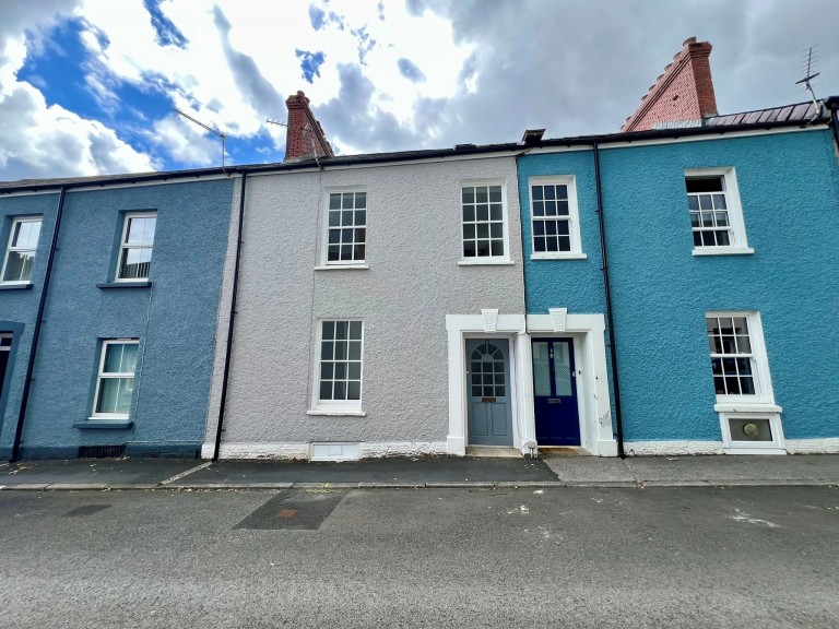 Images for Carmarthen, Carmarthenshire EAID:swift BID:
