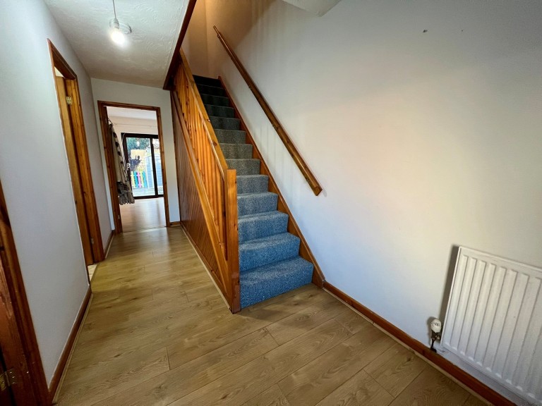 Images for Johnstown, Carmarthen EAID:swift BID:0004-7720-8cbe-d305