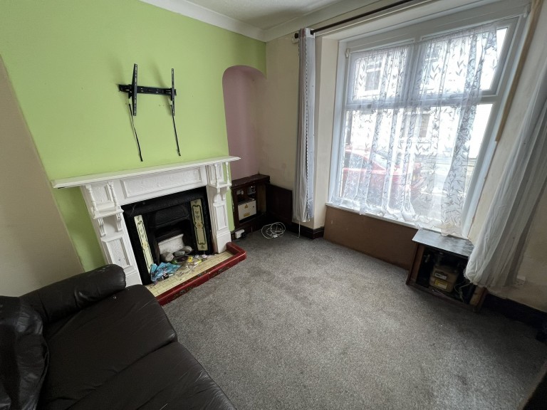 Images for Llanelli, Carmarthenshire EAID:swift BID:0004-7720-8cbe-d305