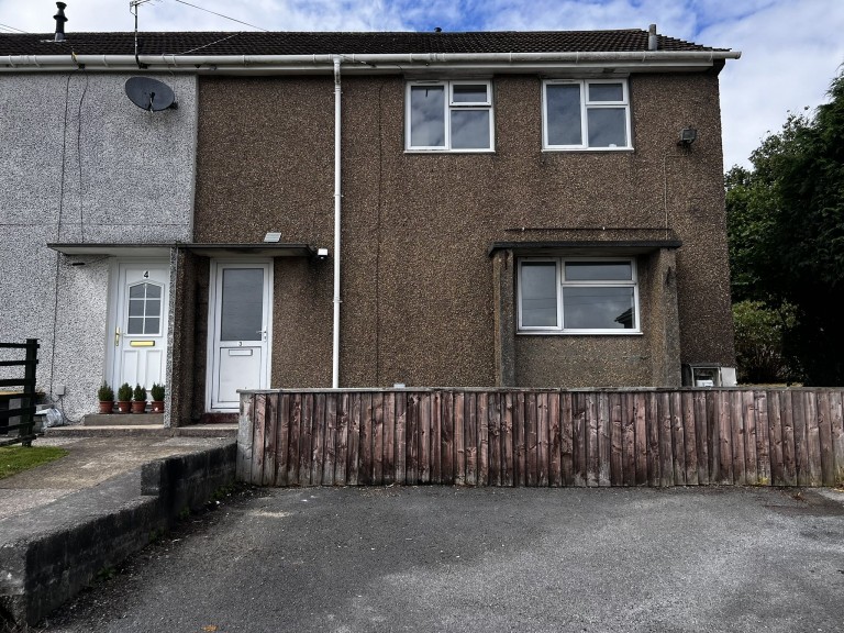 Images for Carmarthen, Carmarthenshire EAID:swift BID:0004-7720-8cbe-d305