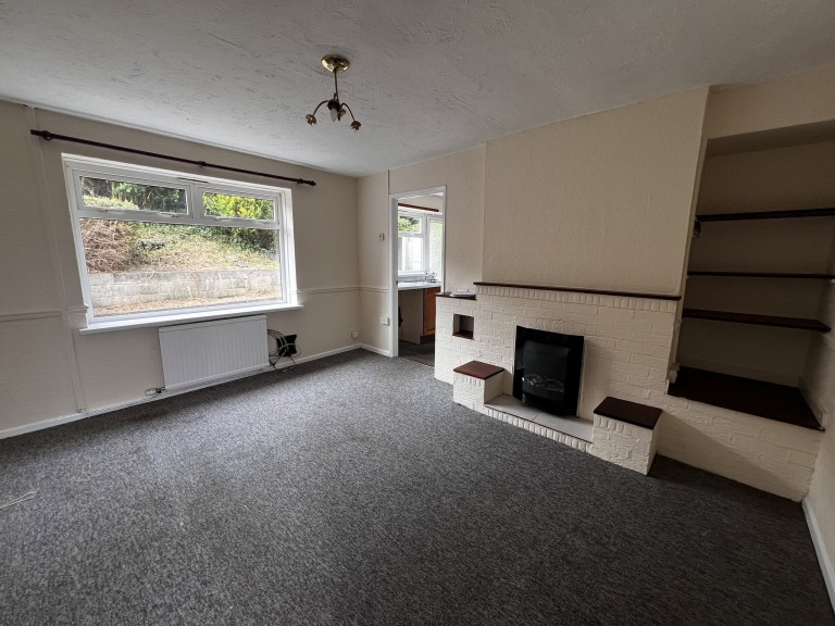 Images for Carmarthen, Carmarthenshire EAID:swift BID:0004-7720-8cbe-d305