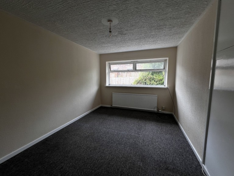 Images for Carmarthen, Carmarthenshire EAID:swift BID:0004-7720-8cbe-d305