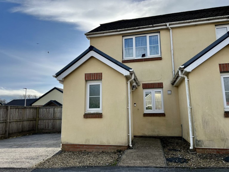 Images for Fforest Fach, Tycroes, Ammanford EAID:swift BID:0004-7720-8cbe-d305