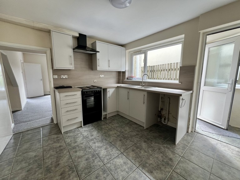 Images for Johnstown, Carmarthen, Carmarthenshire EAID:swift BID:0004-7720-8cbe-d305